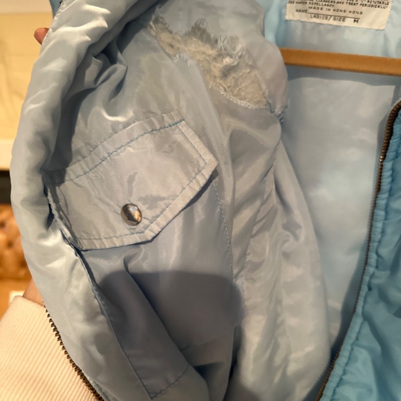 Vintage powder blue belted nylon ski jacket - Picture 8 of 8